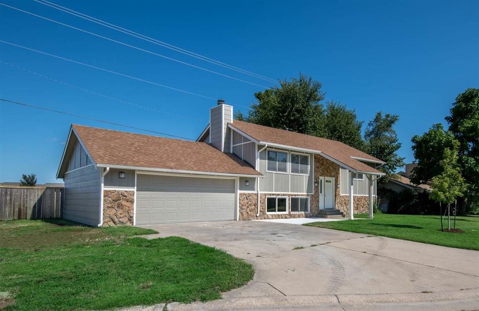 320 Jonathan St, Maize, KS 67101 - photo 1
