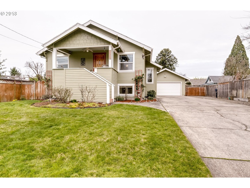 1352 Walnut Rd, Springfield, OR 97477 - photo 1