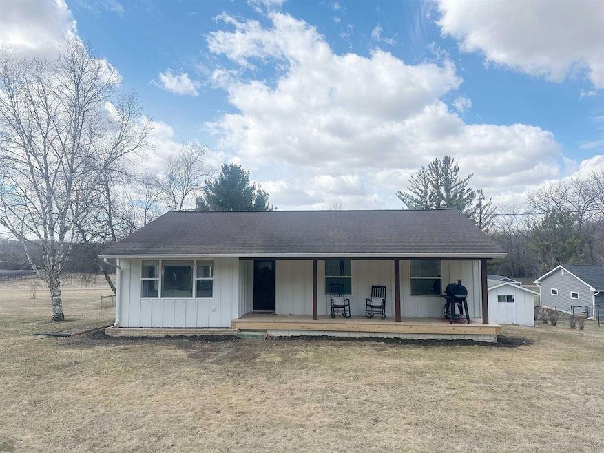 1103 College Dr, Decorah, IA 52101 - photo 1