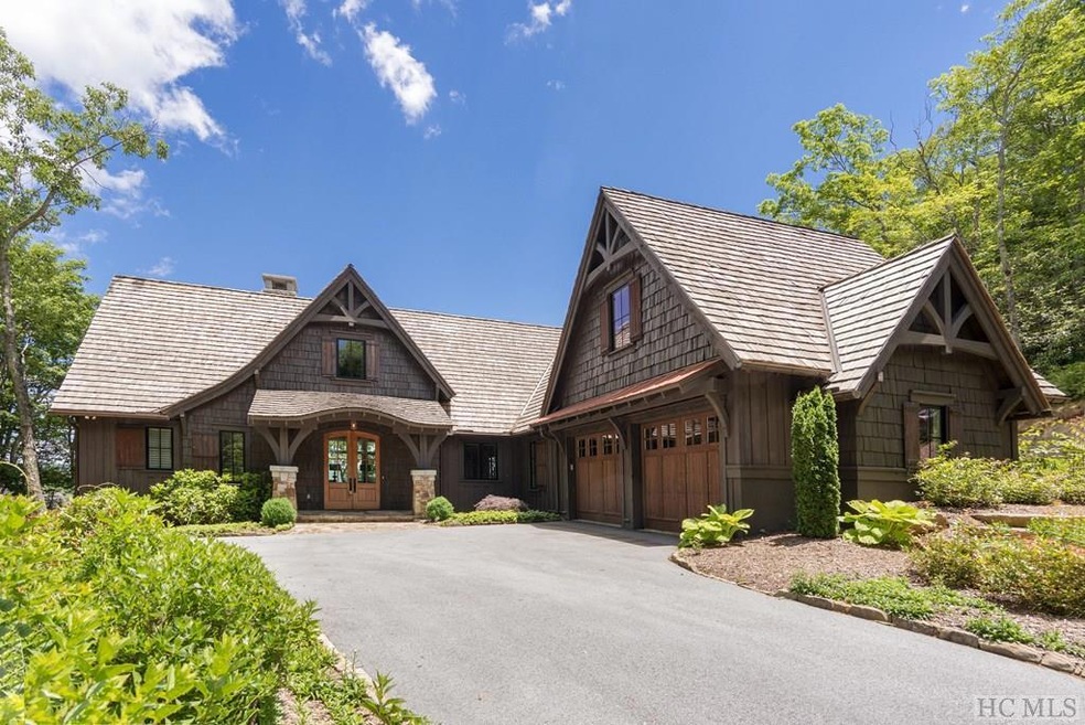 425 E Ridge Rd, Cashiers, NC 28717 - photo 1