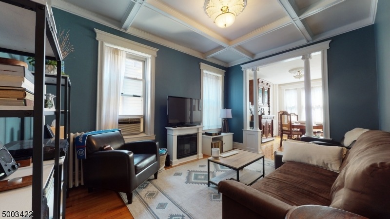 95 Romaine Ave unit 4, Jersey City, NJ 07306 - photo 1