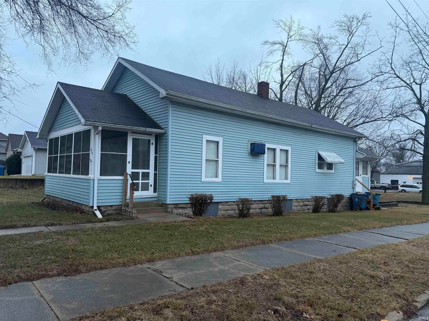 215 W Washington St, Culver, IN 46511 - photo 1