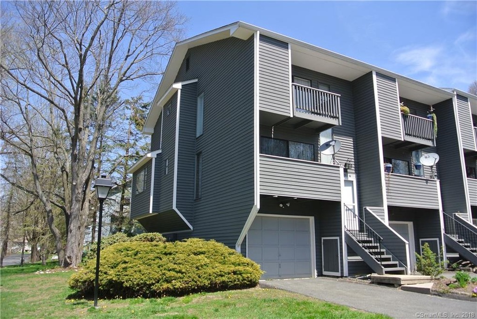 22 Hudson St unit 8, Bethel, CT 06801 - photo 1