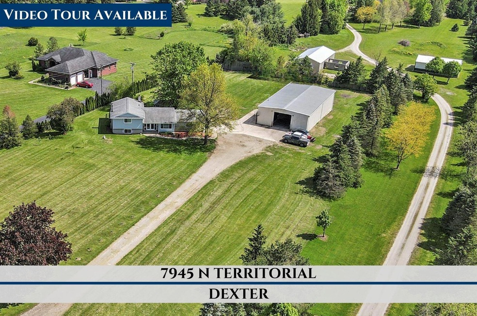 7945 N Territorial