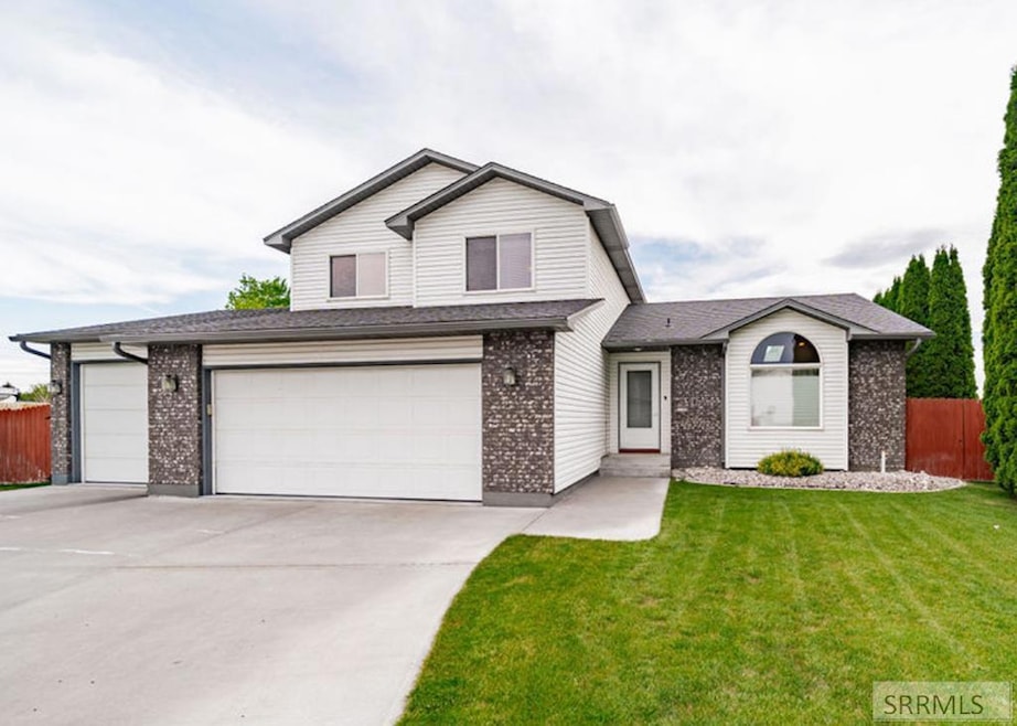 Pending $414,900