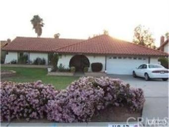 BEAUTIFUL FRONT ENTRY