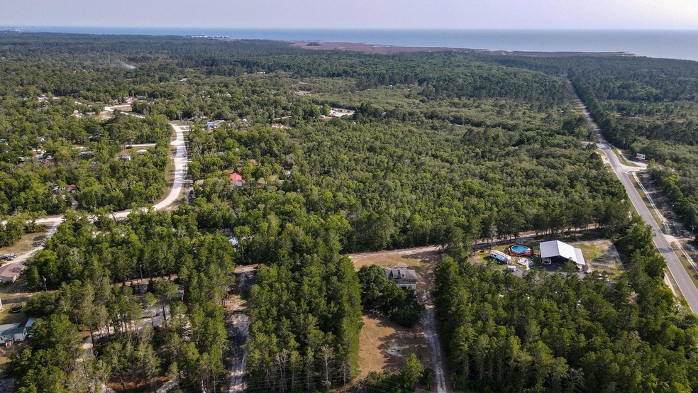 2739 Sea Meadows Dr, Perry, FL 32348 - photo 1