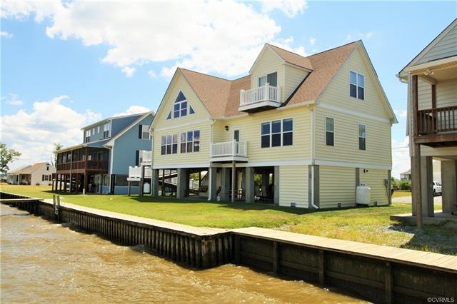 1028 Fort Lowry Ln, Dunnsville, VA 22454 - photo 1