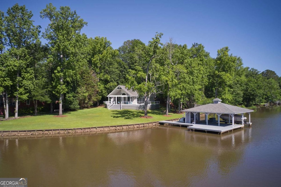 Pending $699,000