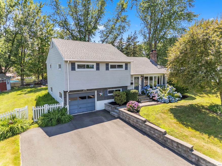 116 Sheridan Rd, Enfield, CT 06082 - photo 1