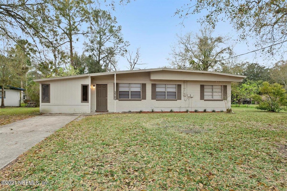3705 Frye Ave W, Jacksonville, FL 32210 - photo 1