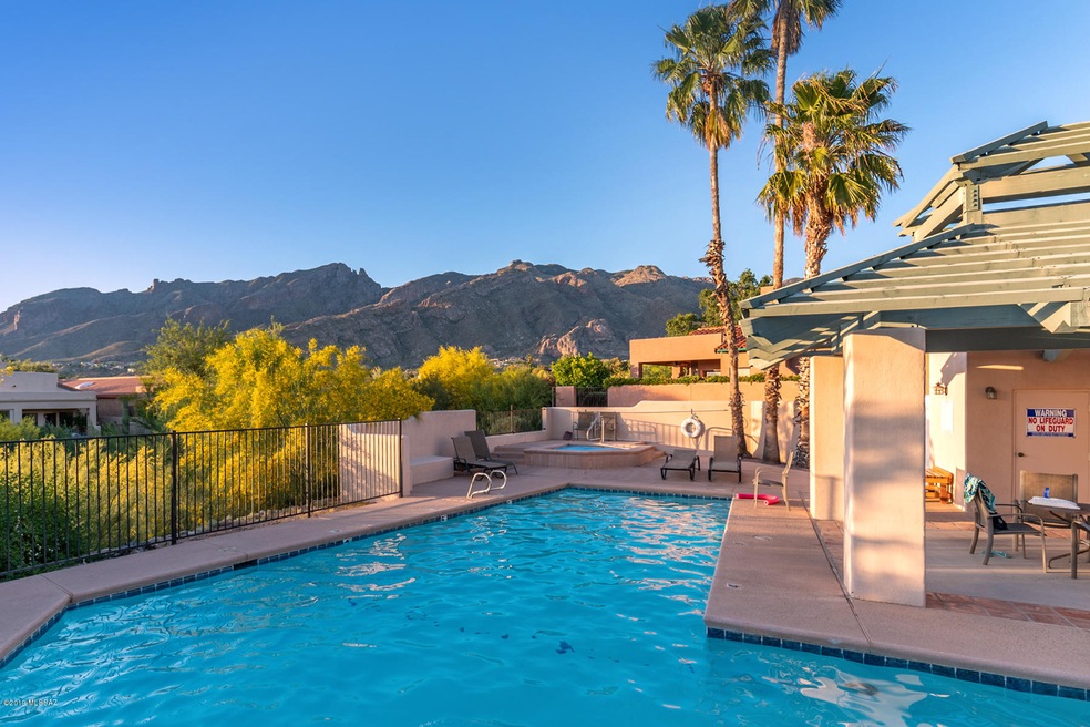 Community Pool and Spa