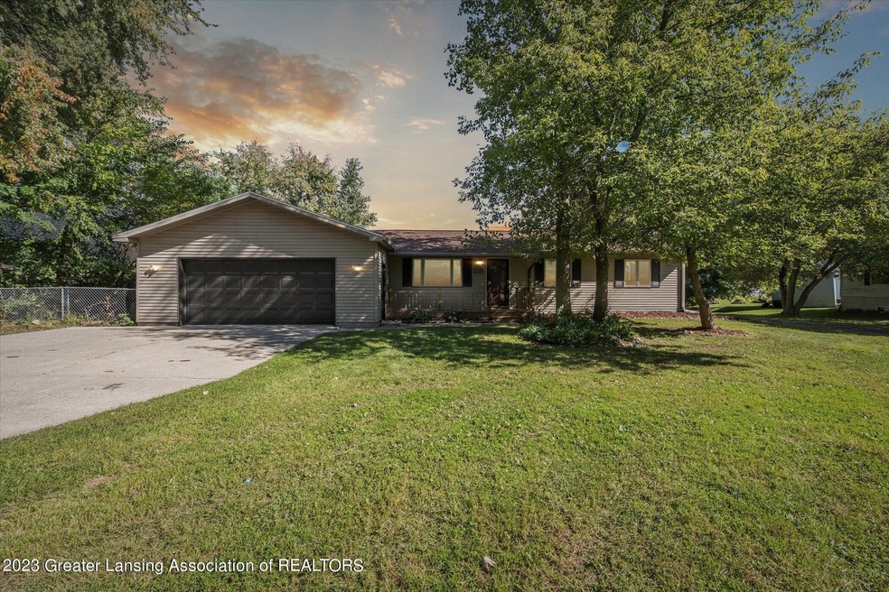 01-16969-Towar-Ave-East-Lansing-MI-48823