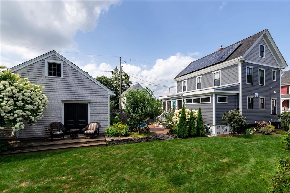 161 Thornton St, Portsmouth, NH 03801 - photo 1