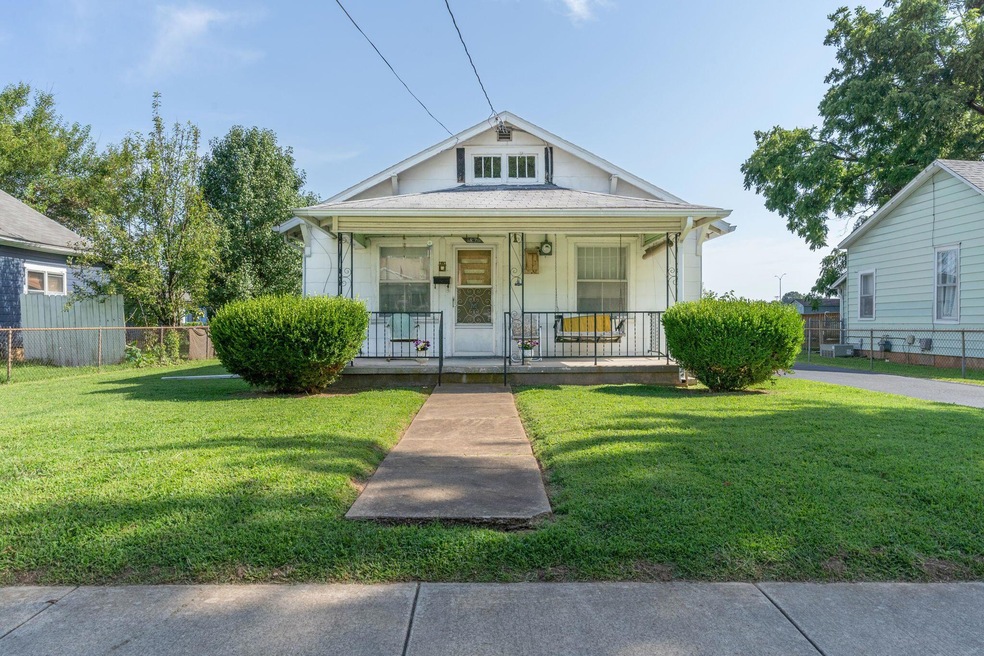 1-web-or-mls-1820 Chestnut