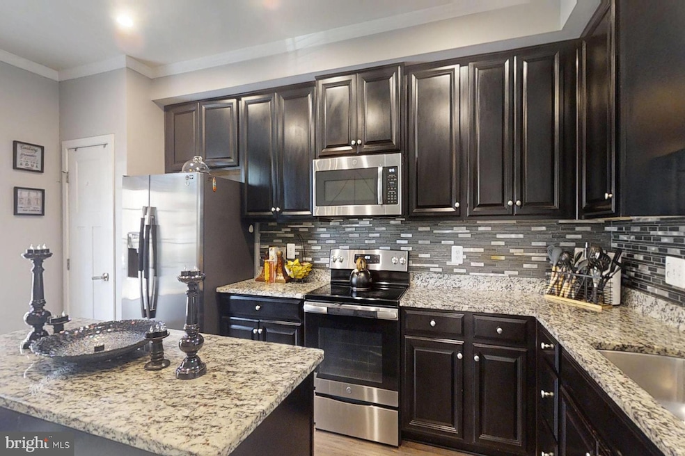 950 Mississippi Ave SE, Washington, DC 20032 - photo 1