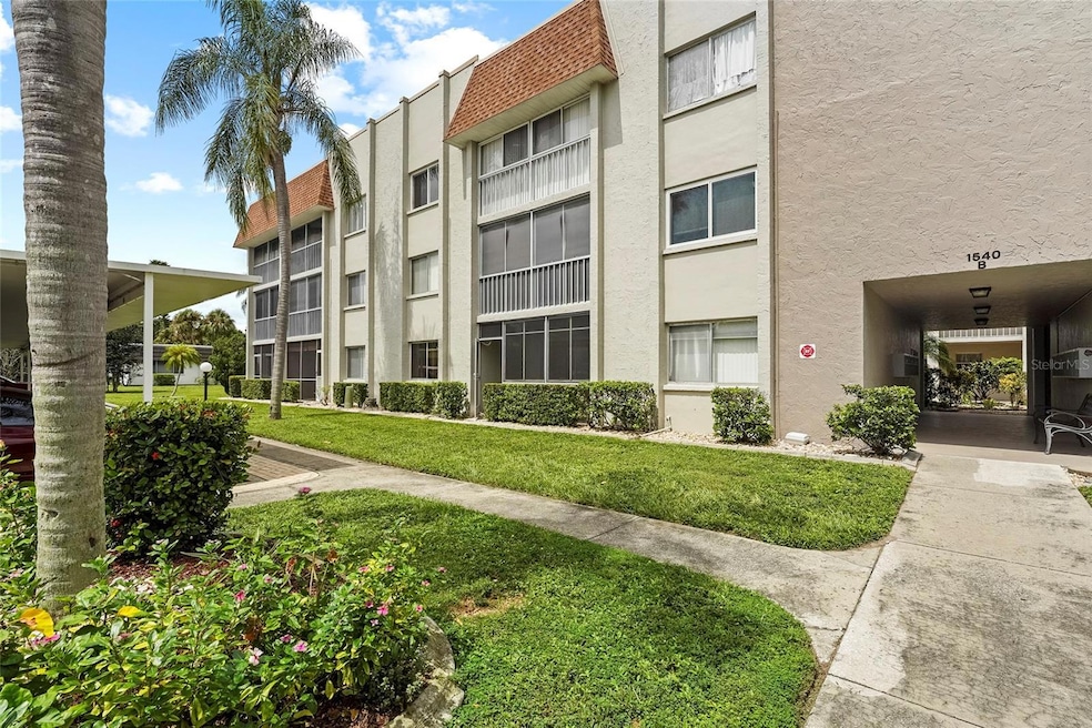 1540 Glen Oaks Dr E unit B134, Sarasota, FL 34232 - photo 1