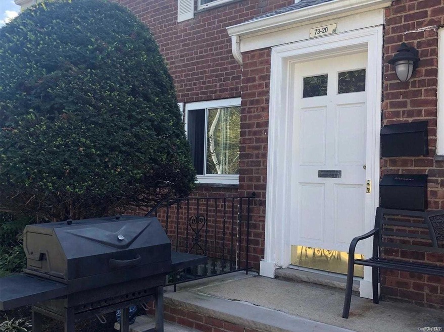 7320 255th St unit H-1, Glen Oaks, NY 11004 - photo 1