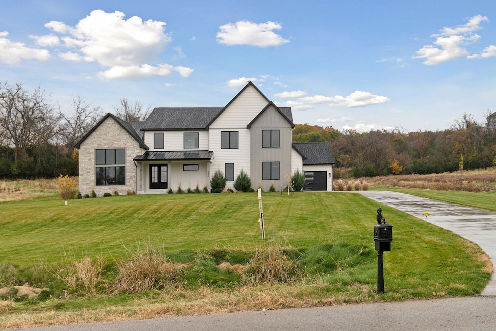 5240 8th St SW, Rochester, MN 55902 - photo 1