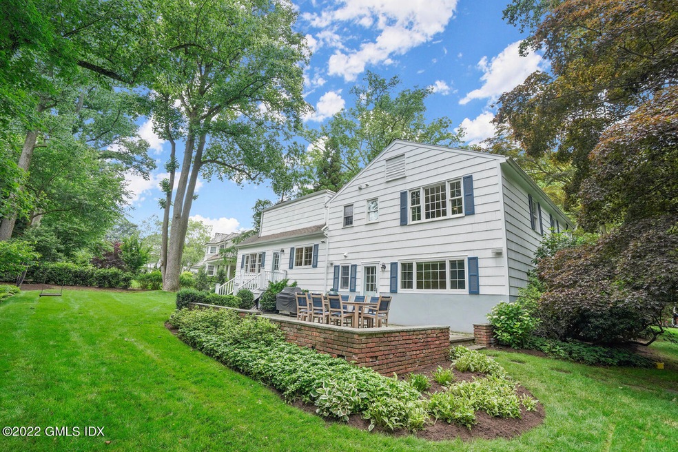 32 Welwyn Rd, Riverside, CT 06878 - photo 1