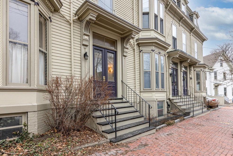 256 Vaughan St, Portland, ME 04102 - photo 1