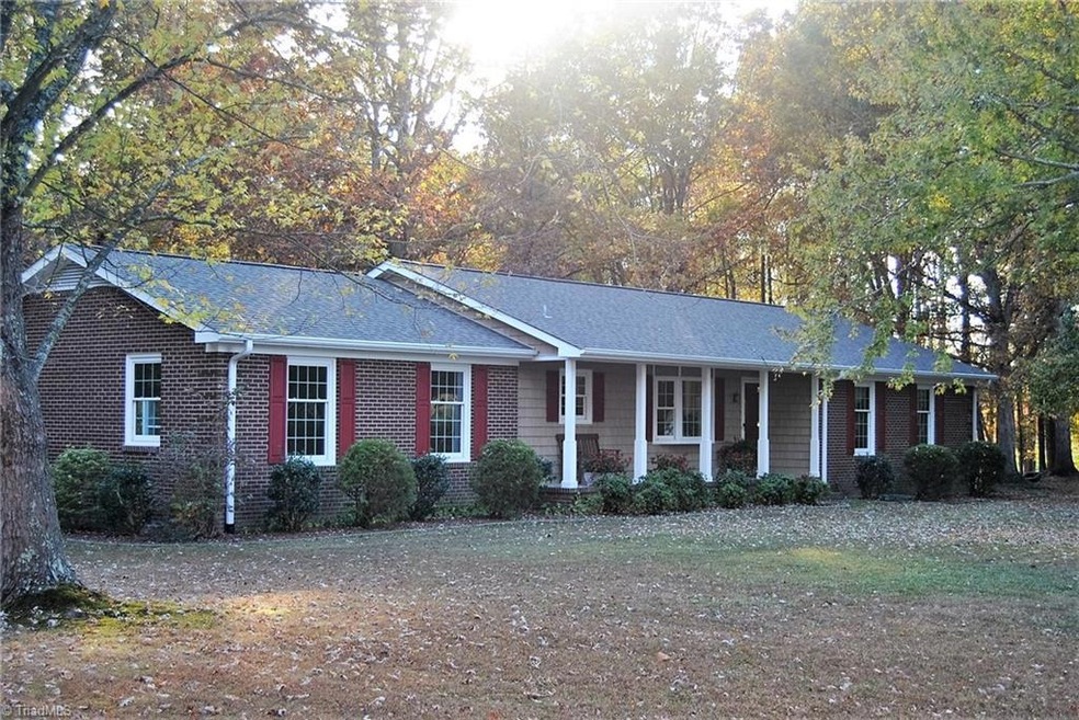 315 W Steeple Chase Rd, Greensboro, NC 27406 - photo 1