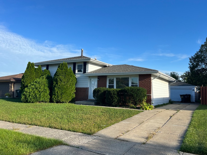 4051 Russet Way, Country Club Hills, IL 60478 - photo 1