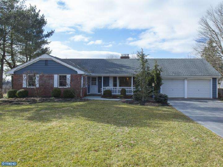 39 Dutchtown Harlingen Rd, Belle Mead, NJ 08502 - photo 1