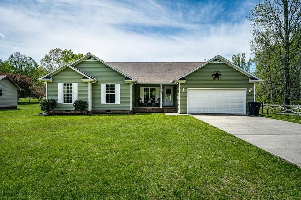 137 Elm St, Cookeville, TN 38506 - photo 1