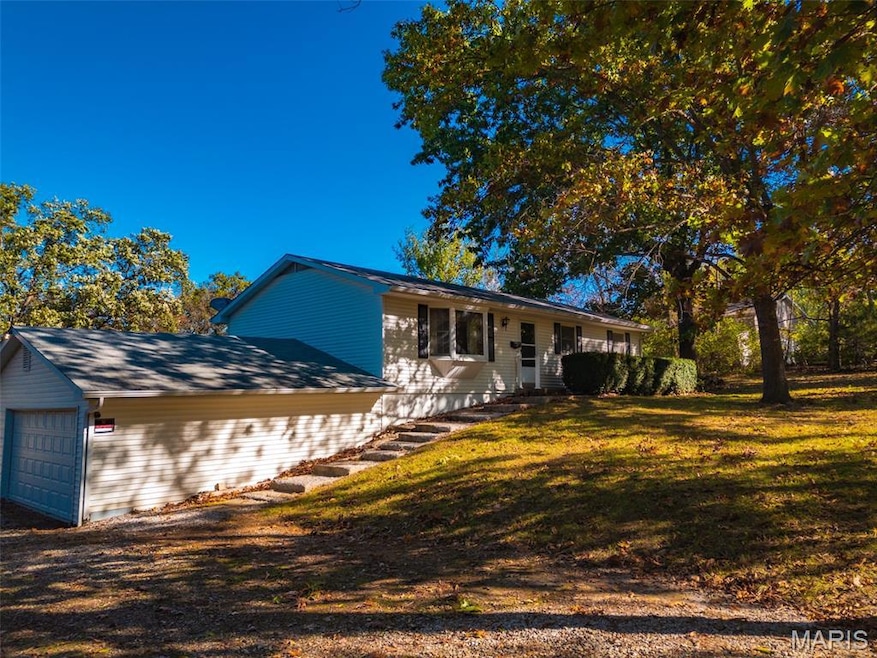 37 Ackerman Rd, Winfield, MO 63389 - photo 1