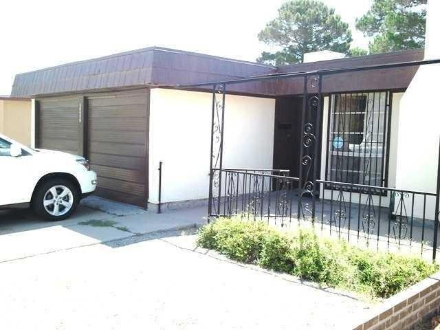 Exterior Front. frt view of duplex