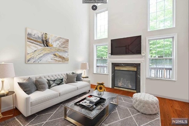 554 Adirondack Ct, Mahwah, NJ 07430 - photo 1