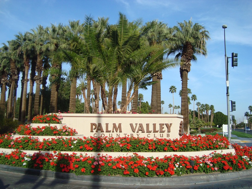 palm valley  sign