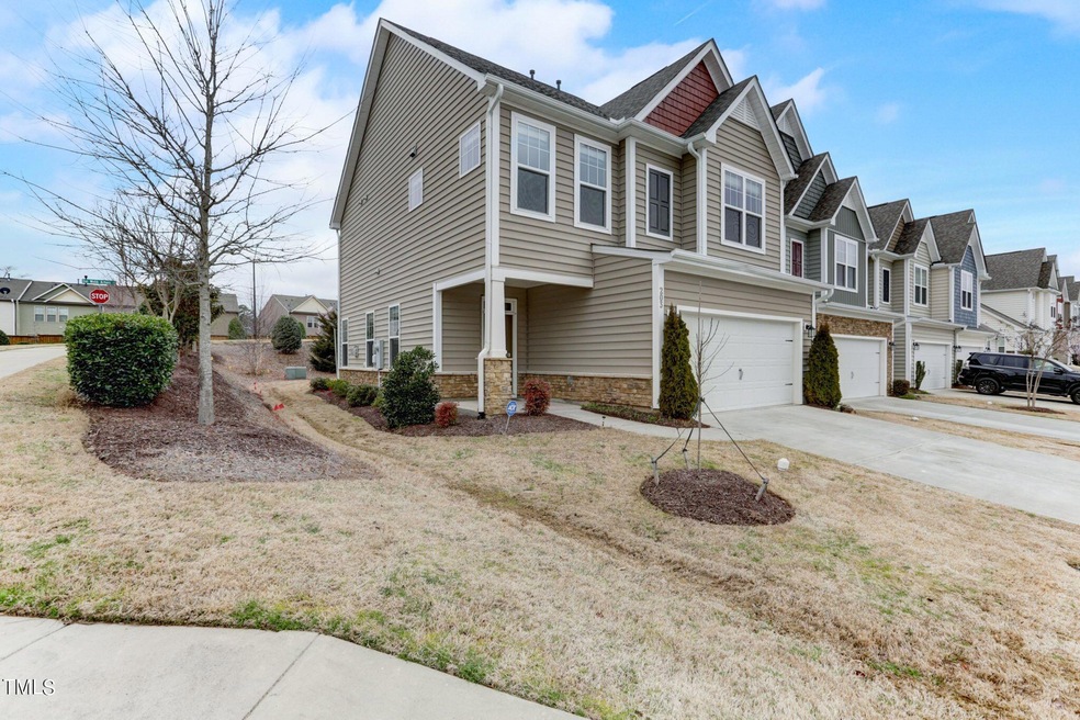 43-web-or-mls-Acorn Hollow Pl-043