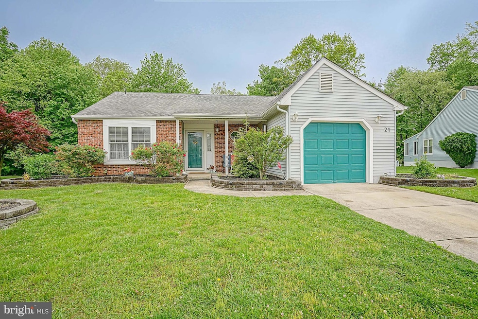 21 Pinecrest Dr, Woodbury, NJ 08096 - photo 1