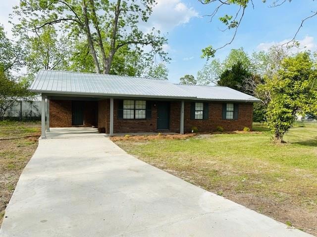 118 Orchard Cir, Fitzgerald, GA 31750 - photo 1