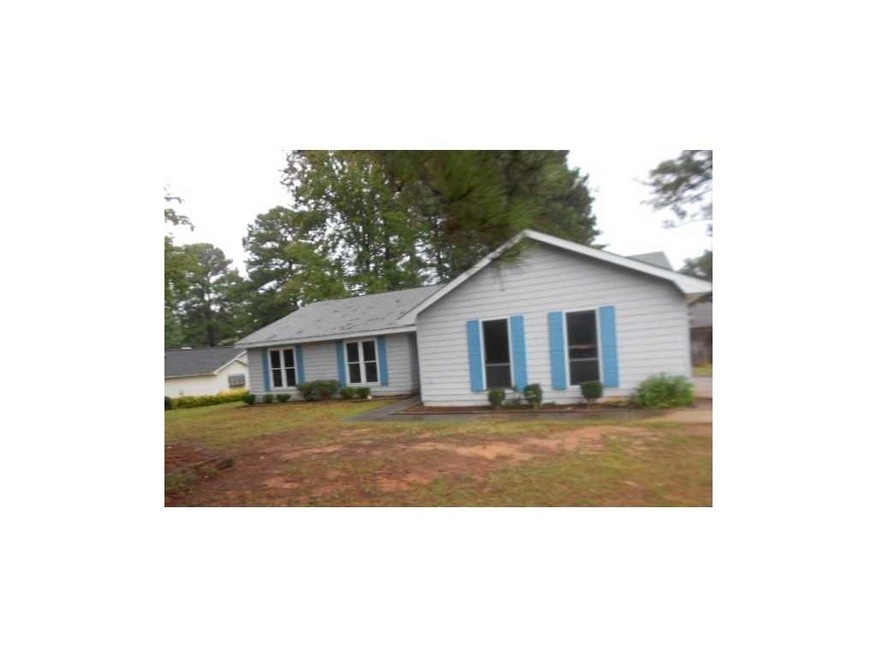 8932 Gardener Dr, Jonesboro, GA 30238 - photo 1