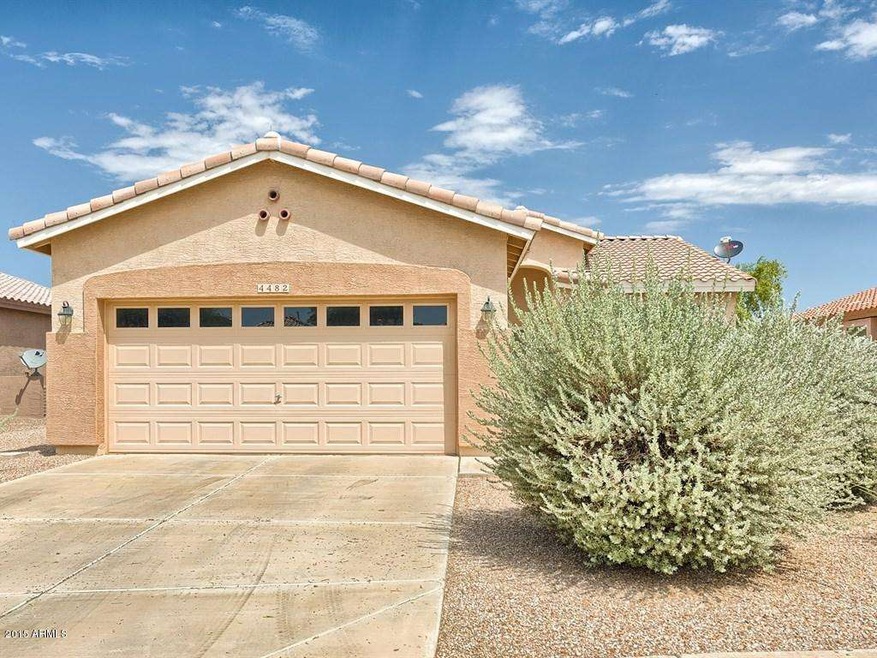 4482 E Sycamore Dr, Gilbert, AZ 85298 - photo 1