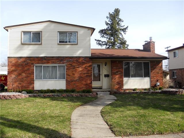 11211 Saar Dr - for sale!