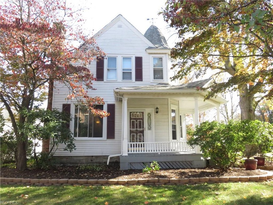 Welcome home to 165 N. Main St, Creston