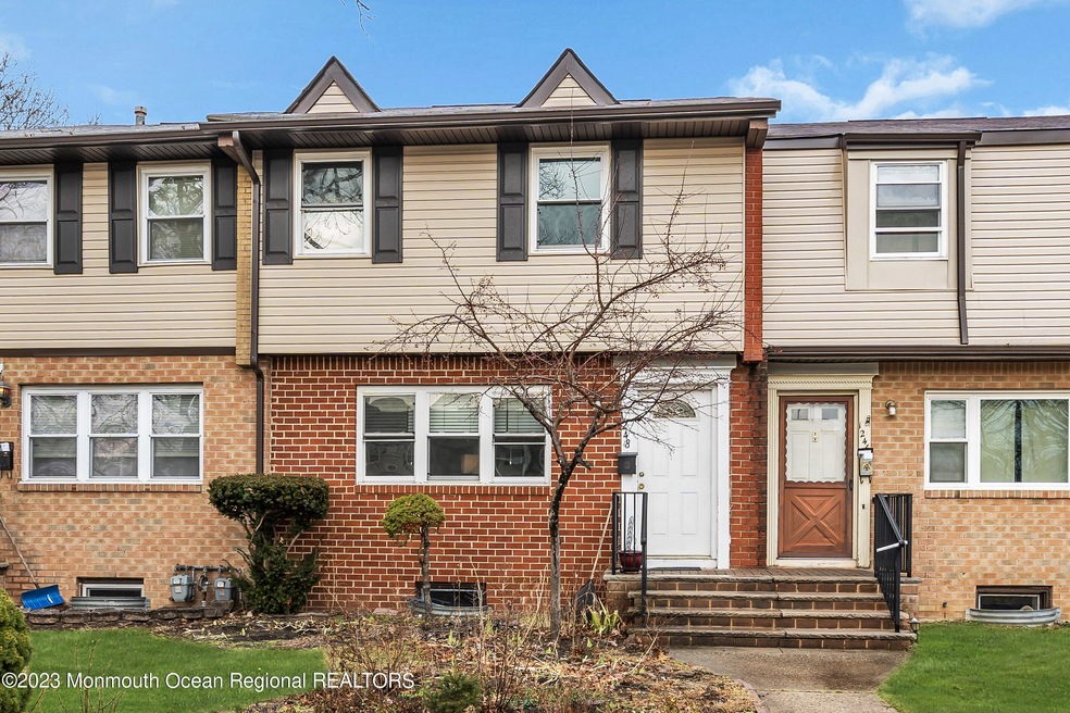 2 Bed 1.5 Bath