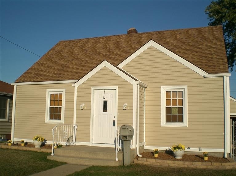 8733 Highland St, Highland, IN 46322 - photo 1