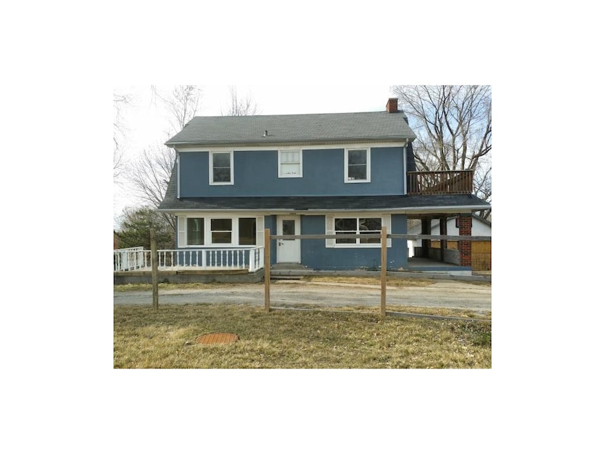 Front view of home