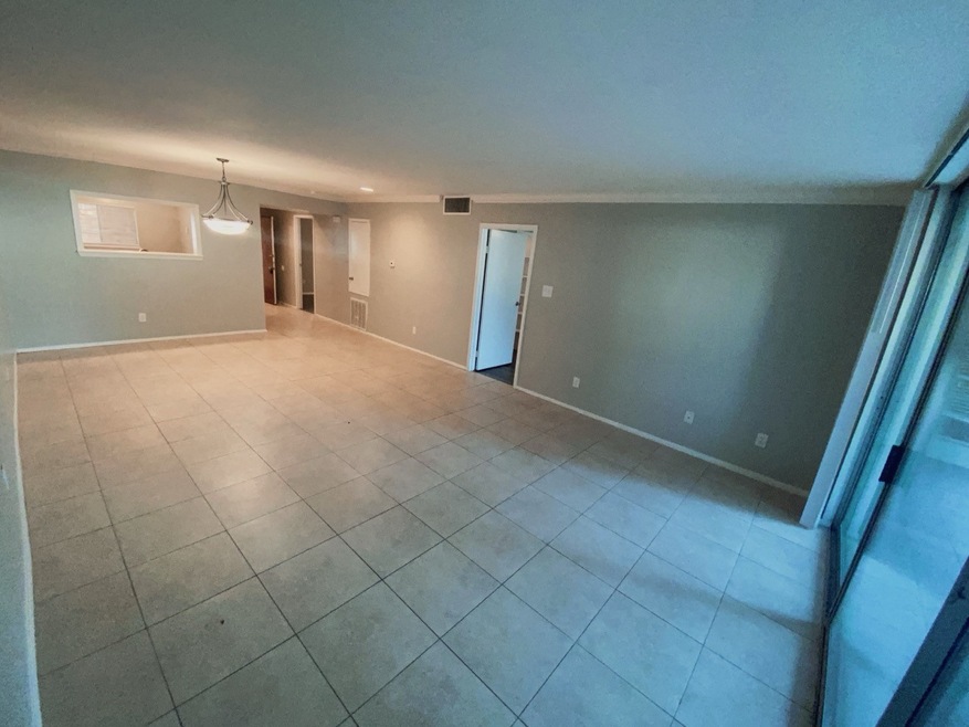 2210 Dorrington St unit 104, Houston, TX 77030 - photo 1