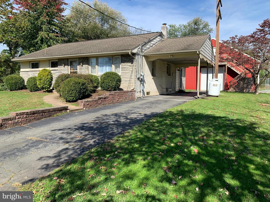 5921 Littlefield Ave, Reading, PA 19606 - photo 1