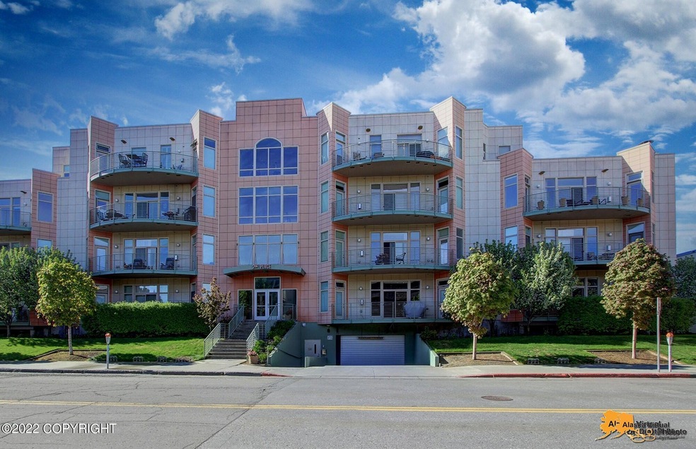 Welcome to Unit 304, 222 E 7th Ave