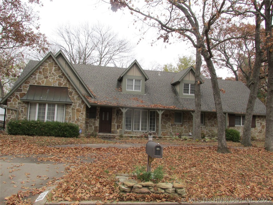 Beautiful house in great neighborhood!