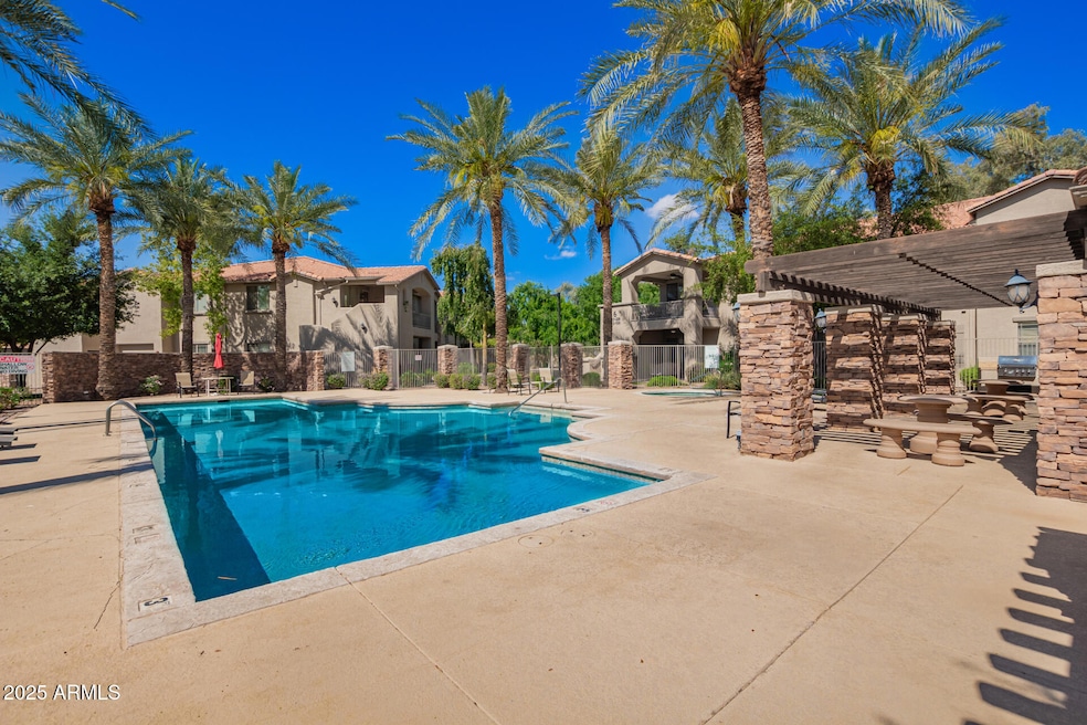 2155 N Grace Blvd unit 209, Chandler, AZ 85225 - photo 1