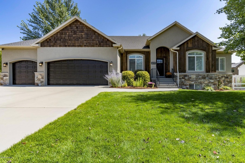 217 S 550 E, Midway, UT 84049 - photo 1