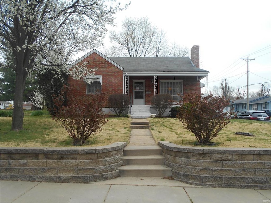 614 Perrine Rd, Farmington, MO 63640 - photo 1